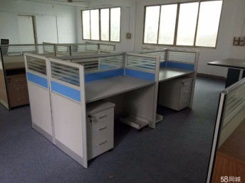 重庆办公家具全攻略 从屏风隔断到班台书柜，打造高效办公空间